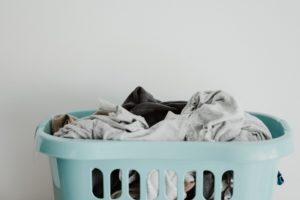 Dlaczego warto mieć składany kosz na pranie?