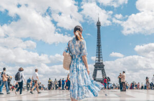 City break w Paryżu — co zabrać do walizki?