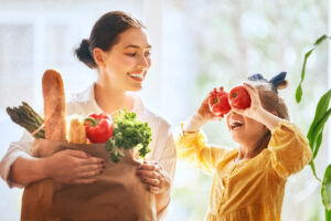 Zdrowa dieta dla całej rodziny – jak ułożyć wartościowe posiłki