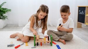 Sposoby na zabawy dla dzieci w domu – 10 propozycji
